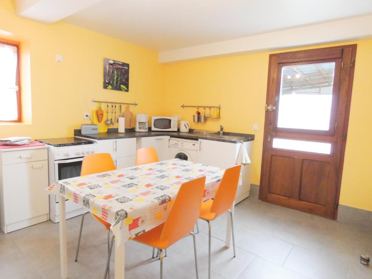 La Petite Ferme De Pouillon - Parc Animalier - Aire De Loisirs Bed and Breakfast Εξωτερικό φωτογραφία