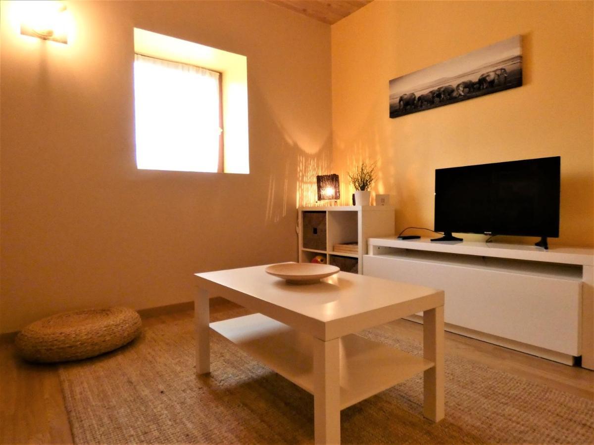La Petite Ferme De Pouillon - Parc Animalier - Aire De Loisirs Bed and Breakfast Εξωτερικό φωτογραφία